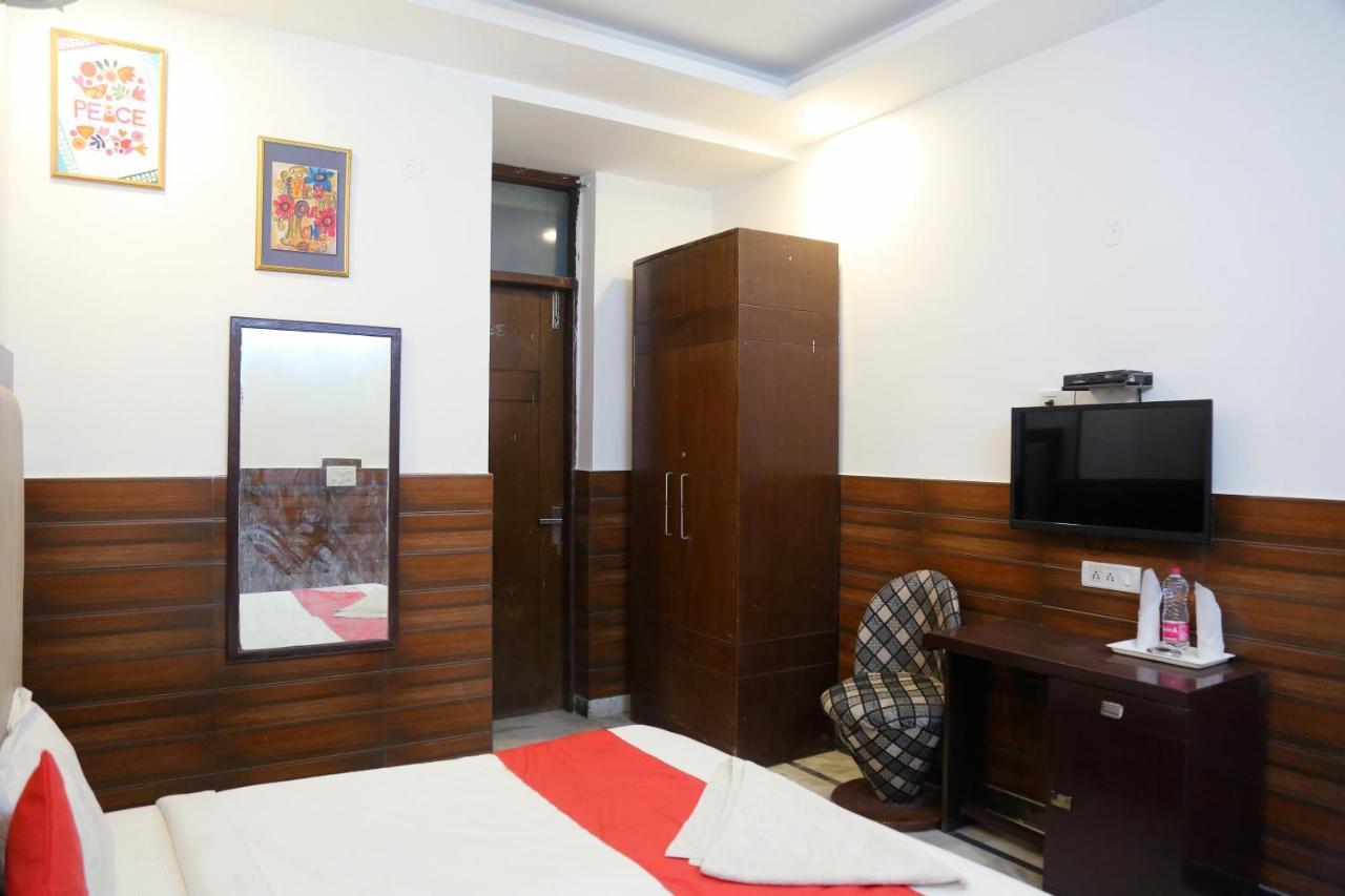 Aerocity Hotel Jindal Palace Delhi- A Well Hygiene Property"All Staff Vaccinated " Нью-Делі Екстер'єр фото