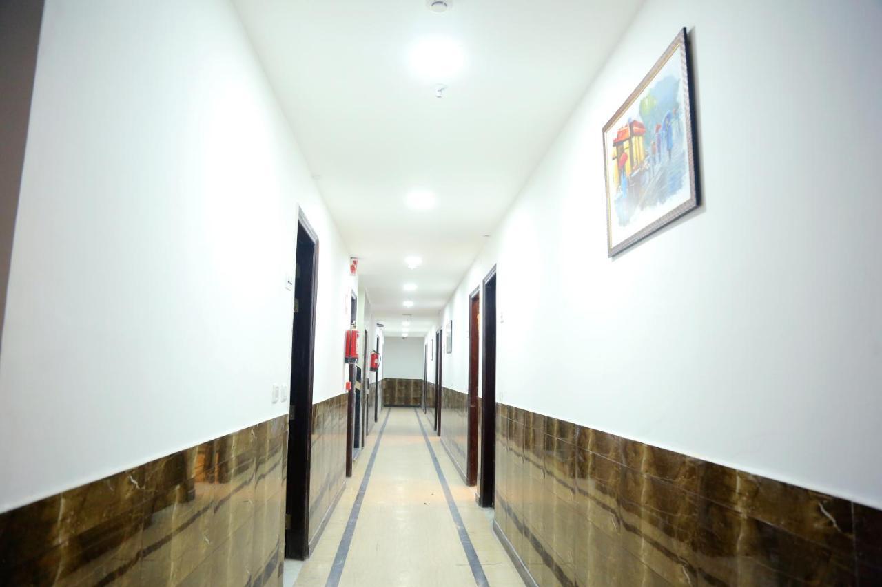 Aerocity Hotel Jindal Palace Delhi- A Well Hygiene Property"All Staff Vaccinated " Нью-Делі Екстер'єр фото