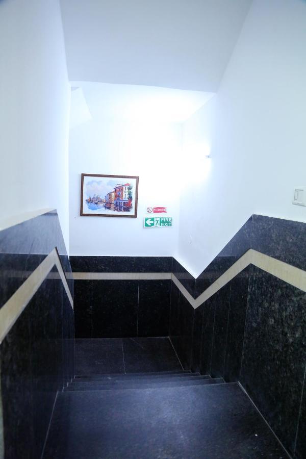 Aerocity Hotel Jindal Palace Delhi- A Well Hygiene Property"All Staff Vaccinated " Нью-Делі Екстер'єр фото
