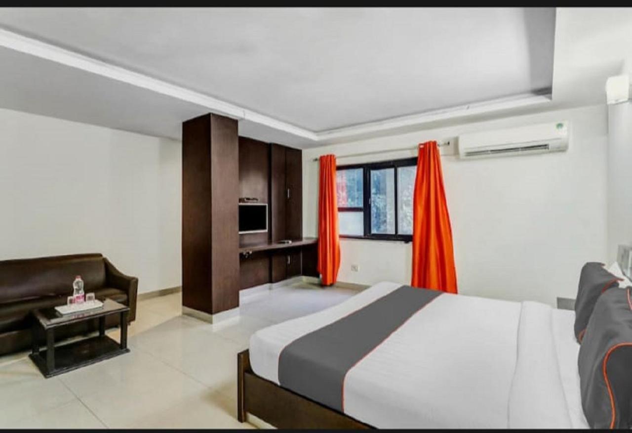Aerocity Hotel Jindal Palace Delhi- A Well Hygiene Property"All Staff Vaccinated " Нью-Делі Екстер'єр фото
