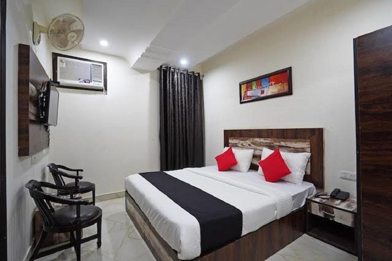 Aerocity Hotel Jindal Palace Delhi- A Well Hygiene Property"All Staff Vaccinated " Нью-Делі Екстер'єр фото