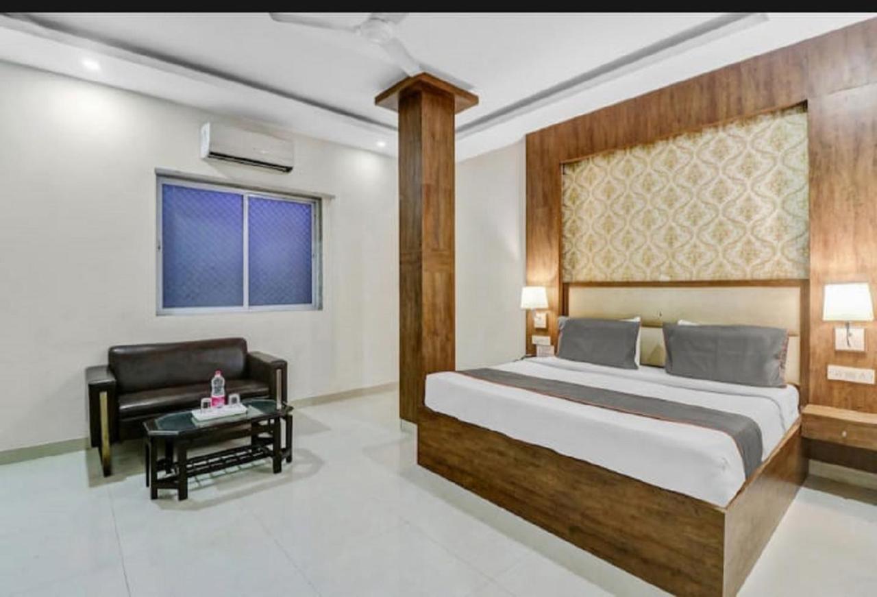 Aerocity Hotel Jindal Palace Delhi- A Well Hygiene Property"All Staff Vaccinated " Нью-Делі Екстер'єр фото