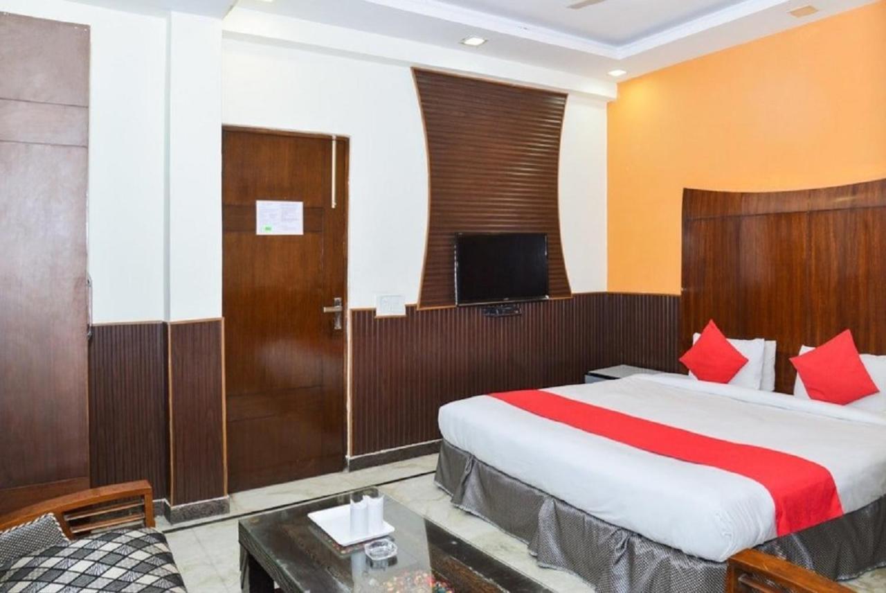 Aerocity Hotel Jindal Palace Delhi- A Well Hygiene Property"All Staff Vaccinated " Нью-Делі Екстер'єр фото