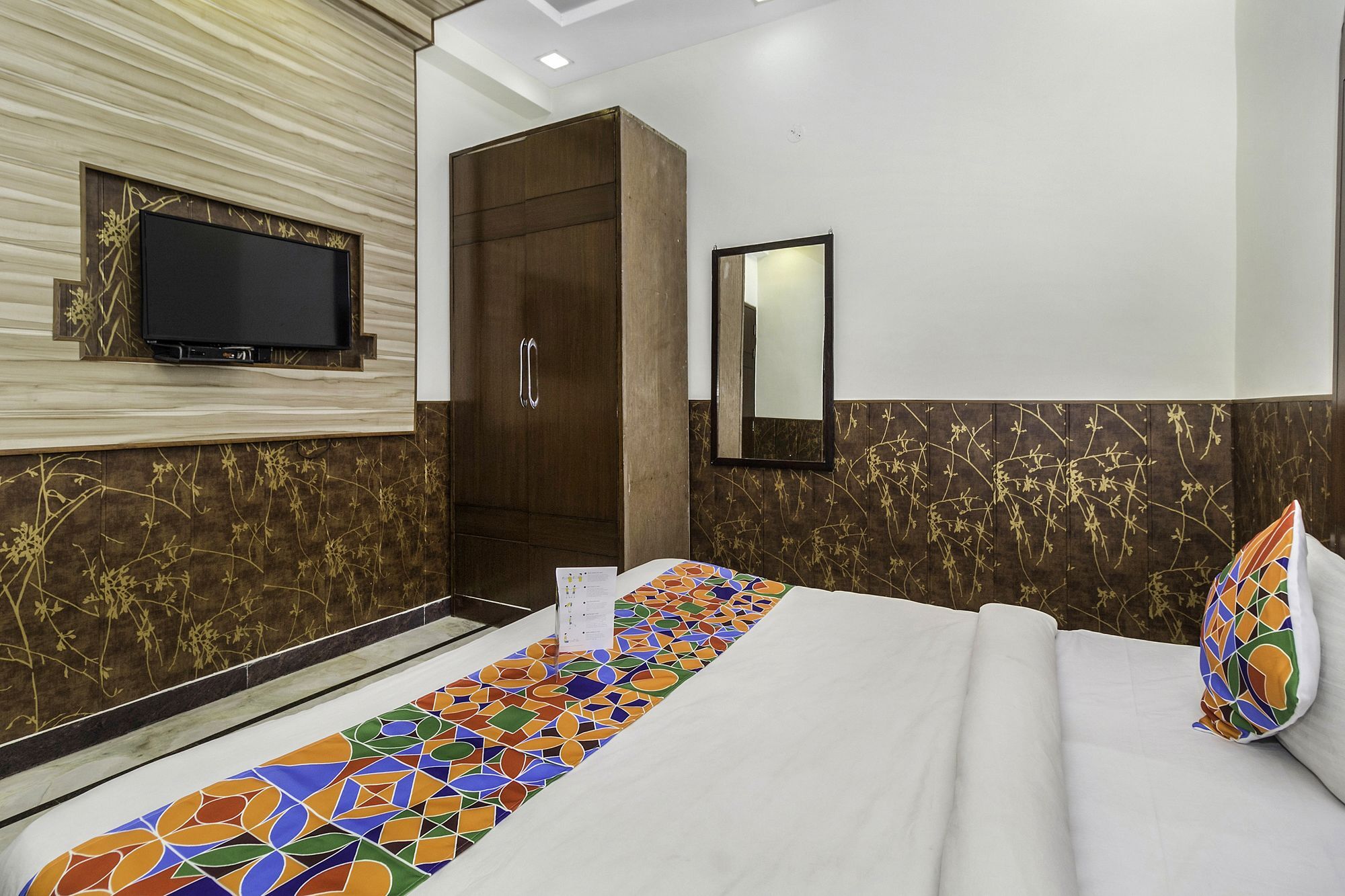 Aerocity Hotel Jindal Palace Delhi- A Well Hygiene Property"All Staff Vaccinated " Нью-Делі Екстер'єр фото