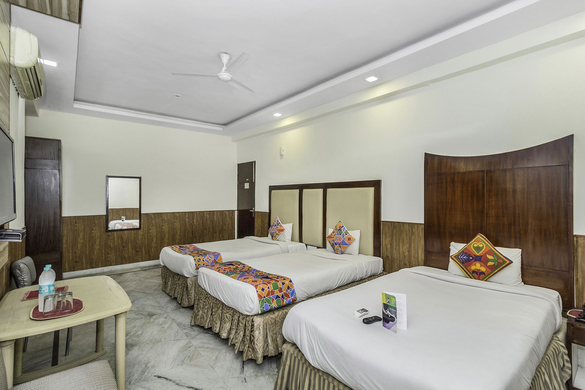 Aerocity Hotel Jindal Palace Delhi- A Well Hygiene Property"All Staff Vaccinated " Нью-Делі Екстер'єр фото